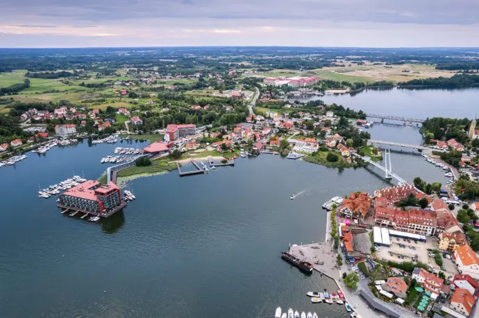 Mikołajki miasto żeglarskie Mazury